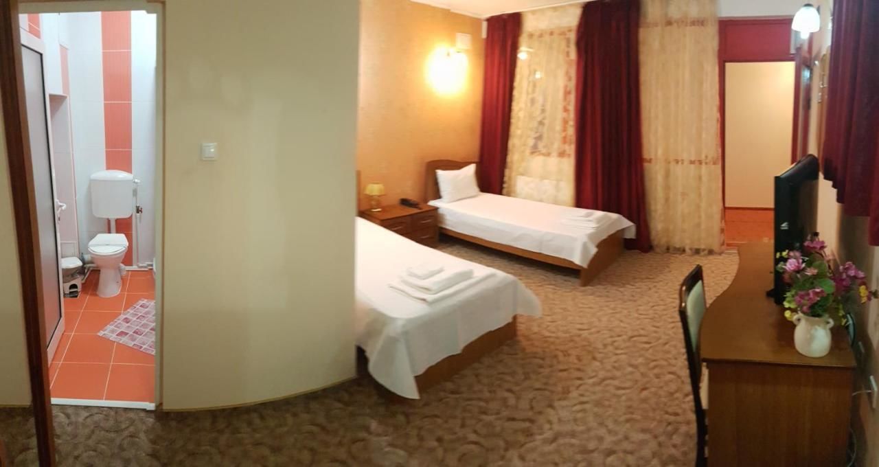 Мотели Motel Didona B Галац-18